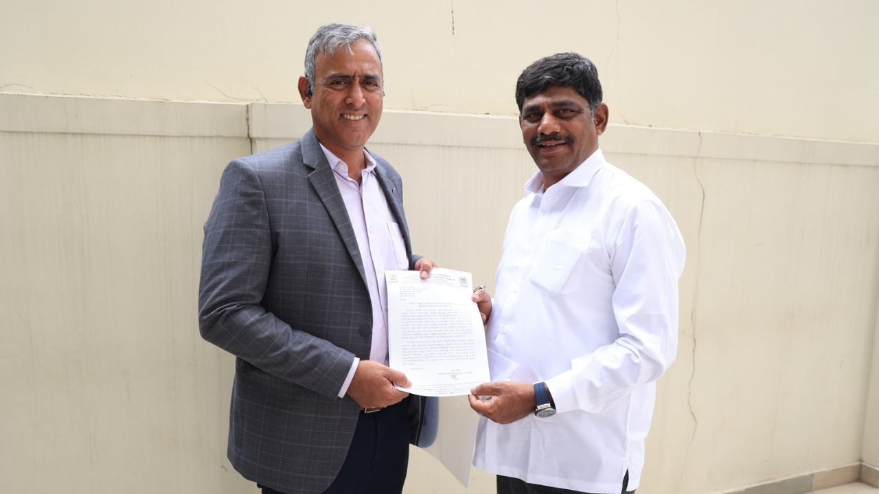 Nandini Milk Booth: ಮೆಟ್ರೋ ನಿಲ್ದಾಣಗಳಲ್ಲಿ ನಂದಿನಿ ಹಾಲಿನ ಮಳಿಗೆ ತೆರೆಯಲು ಮಂಜೂರಾತಿ ನೀಡಿ; ಬಿಎಂಆರ್‌ಸಿಎಲ್‌ಗೆ ಡಿ.ಕೆ.ಸುರೇಶ್‌ ಮನವಿ
