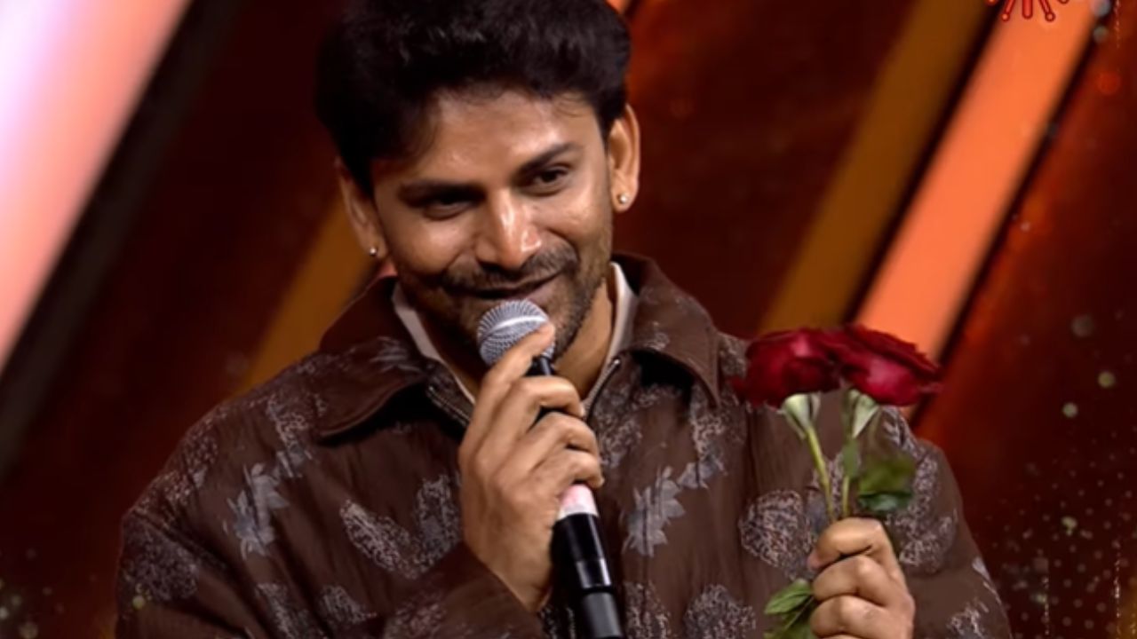 Daali Dhananjaya: ತಂದೆ ಆಗ್ತಿದ್ದಾರೆ  ಡಾಲಿ ಧನಂಜಯ್; ವೇದಿಕೆಯಲ್ಲೇ ಸಂತೋಷದ ವಿಚಾರ ಹಂಚಿಕೊಂಡ ನಟ