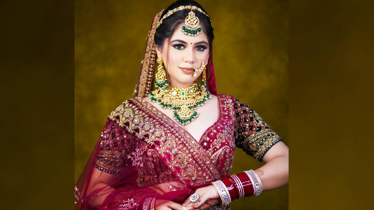 Deepavali Fashion 2025: ದೀಪಾವಳಿ ಸಂಭ್ರಮಕ್ಕೆ ಬಂತು ಮಿಂಚುವ ಮಿರರ್ ಡಿಸೈನರ್ವೇರ್ಸ್ - Image 4