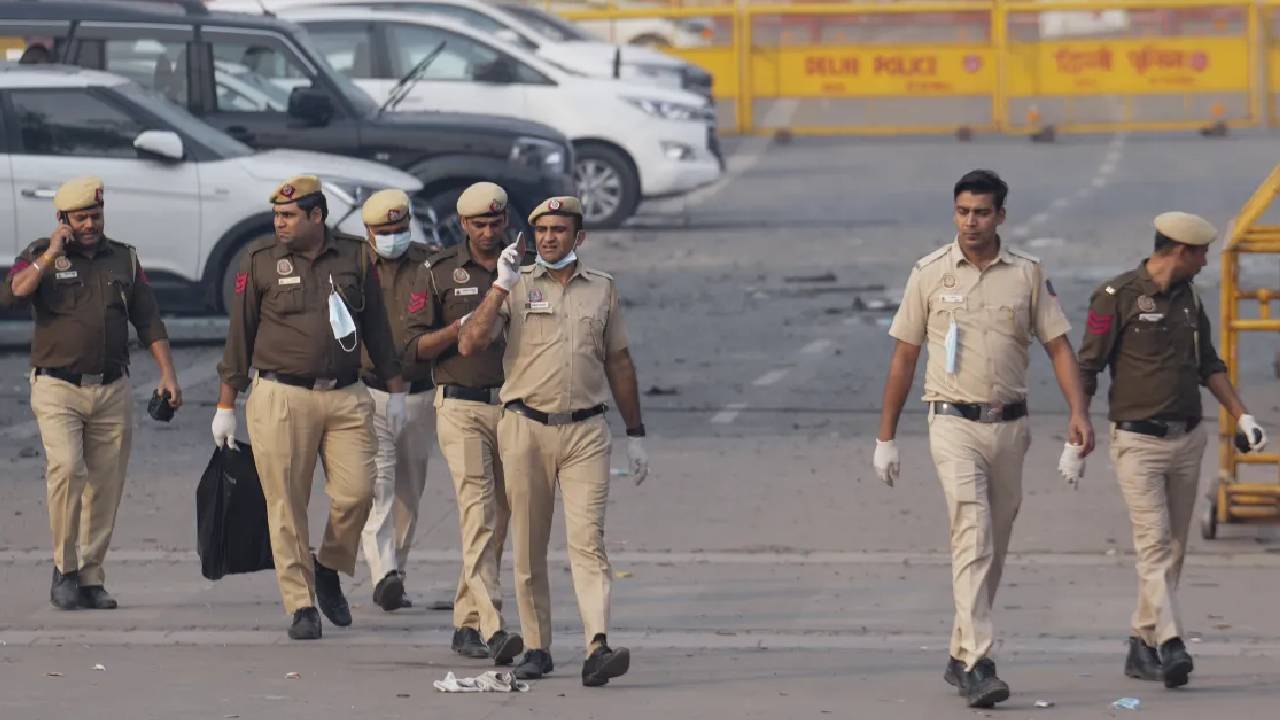 ದೆಹಲಿಯ ದ್ವಾರಕಾ ಪ್ರದೇಶದಲ್ಲಿ ಎನ್‌ಕೌಂಟರ್; ಇಬ್ಬರು ಶೂಟರ್‌ಗಳ ಬಂಧನ