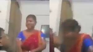 ವಿಚಾರಣೆ ವೇಳೆ ಮಹಿಳೆಗೆ 'ಚುಂಬಿಸಿದ ಪೋಲಿ ಲಾಯರ್ '