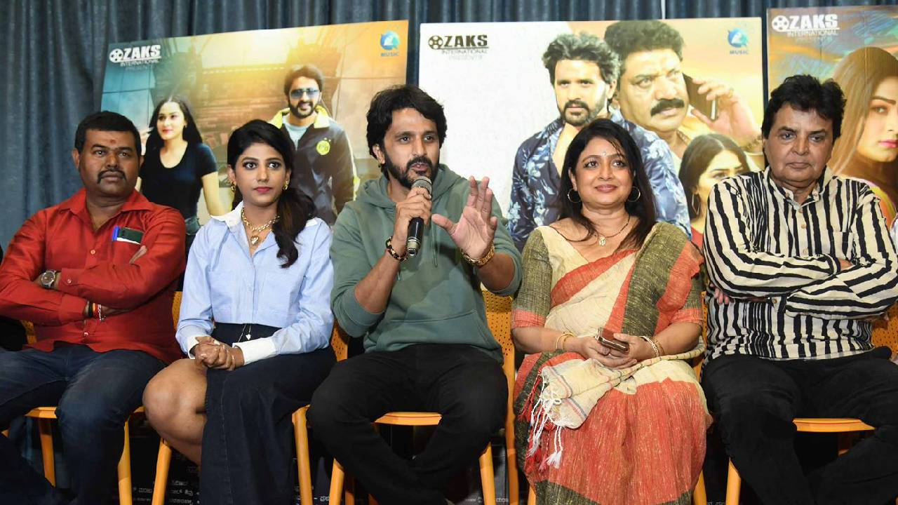 Bullet Kannada Movie: ಬಿಗ್ಬಾಸ್ನಿಂದ ಹೊರಬಂದ ಮೇಲೆ ಸಿಕ್ಕಾಪಟ್ಟೆ ಬ್ಯುಸಿಯಾದ ಧರ್ಮ ಕೀರ್ತಿರಾಜ್; ಬಹುಭಾಷಾ ನಟನ ಚಿತ್ರದಲ್ಲಿ ಸಿಕ್ತು ಚಾನ್ಸ್ - Image 3