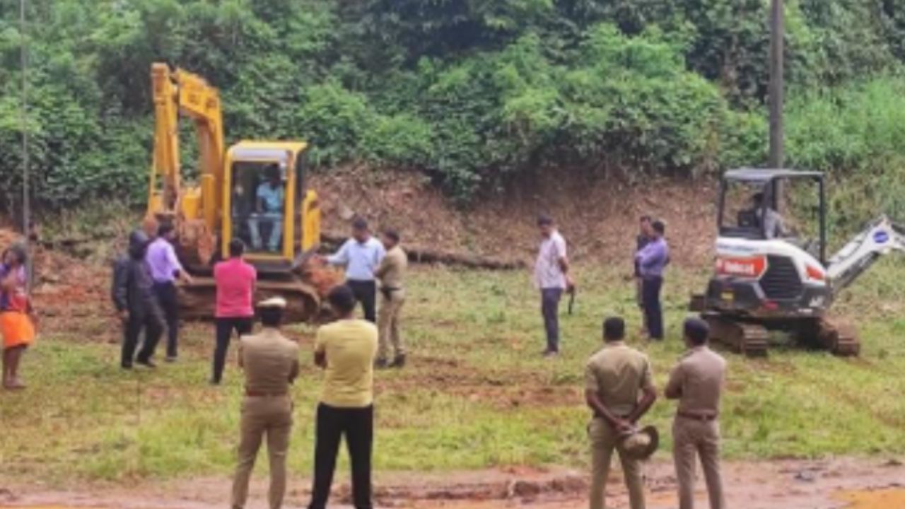Dharmasthala Case: ಬಂಗ್ಲೆಗುಡ್ಡದಲ್ಲಿ ಸದ್ಯಕ್ಕಿಲ್ಲ ಗುಂಡಿ ಅಗೆಯುವ ಕಾರ್ಯ; ಹೆಚ್ಚಿನ ಸಾಕ್ಷ್ಯ ಸಂಗ್ರಹಕ್ಕೆ ಮುಂದಾದ ಎಸ್‌ಐಟಿ