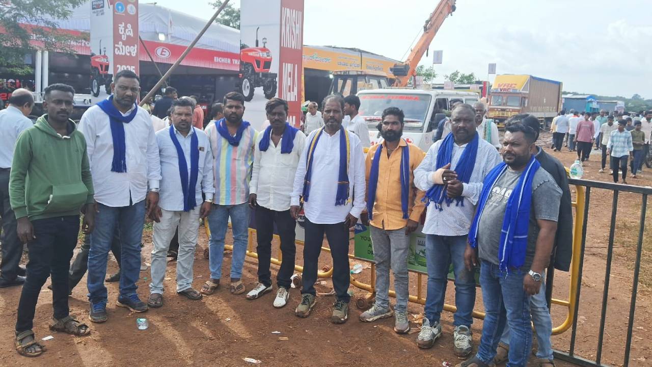 ಕೃಷಿ ಮೇಳದಲ್ಲಿ ಮೃತಪಟ್ಟಿದ್ದ ಕಾರ್ಮಿಕನ ಕುಟುಂಬಕ್ಕೆ 5 ಲಕ್ಷ ಪರಿಹಾರ