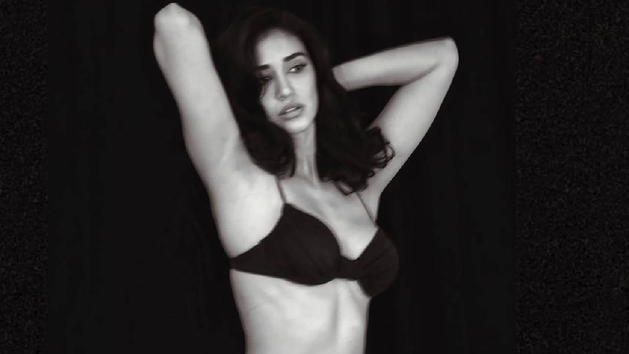 Disha Patani: ಬಾಲಿವುಡ್ ಬೆಡಗಿ ದಿಶಾ ಪಟಾನಿ ಸೆಕ್ಸಿ ಲುಕ್‌ಗೆ ಪಡ್ಡೆಹುಡುಗರು ಫುಲ್ ಫಿದಾ! - Image 5