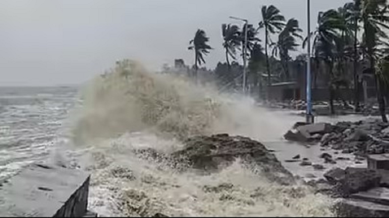 Vishwavani Editorial: ಪೊರೆವ ಪ್ರಕೃತಿಯೇ ಮುನಿದರೆ...