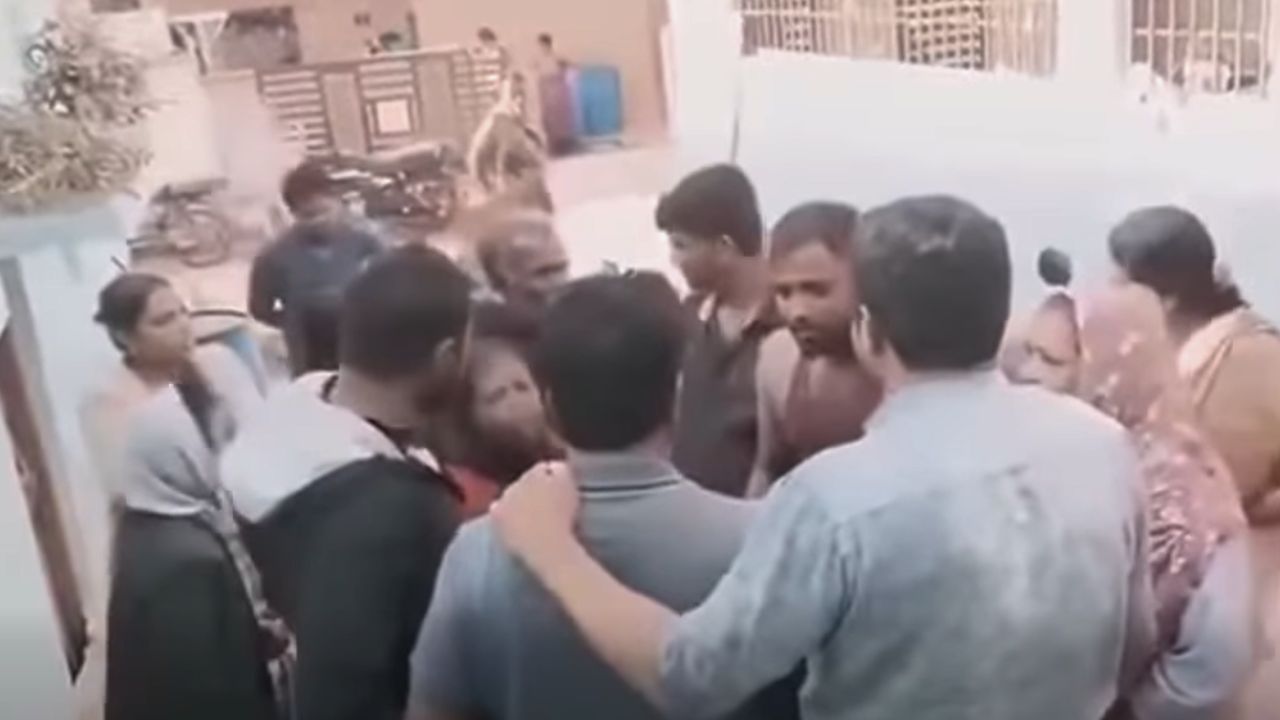 ಶನೈಶ್ಚರ ದೇಗುಲದಲ್ಲಿ ಸುಪ್ರಭಾತ ಹಾಕಿದ್ದಕ್ಕೆ ಮುಸ್ಲಿಂ ಯುವಕ ಕಿರಿಕ್‌