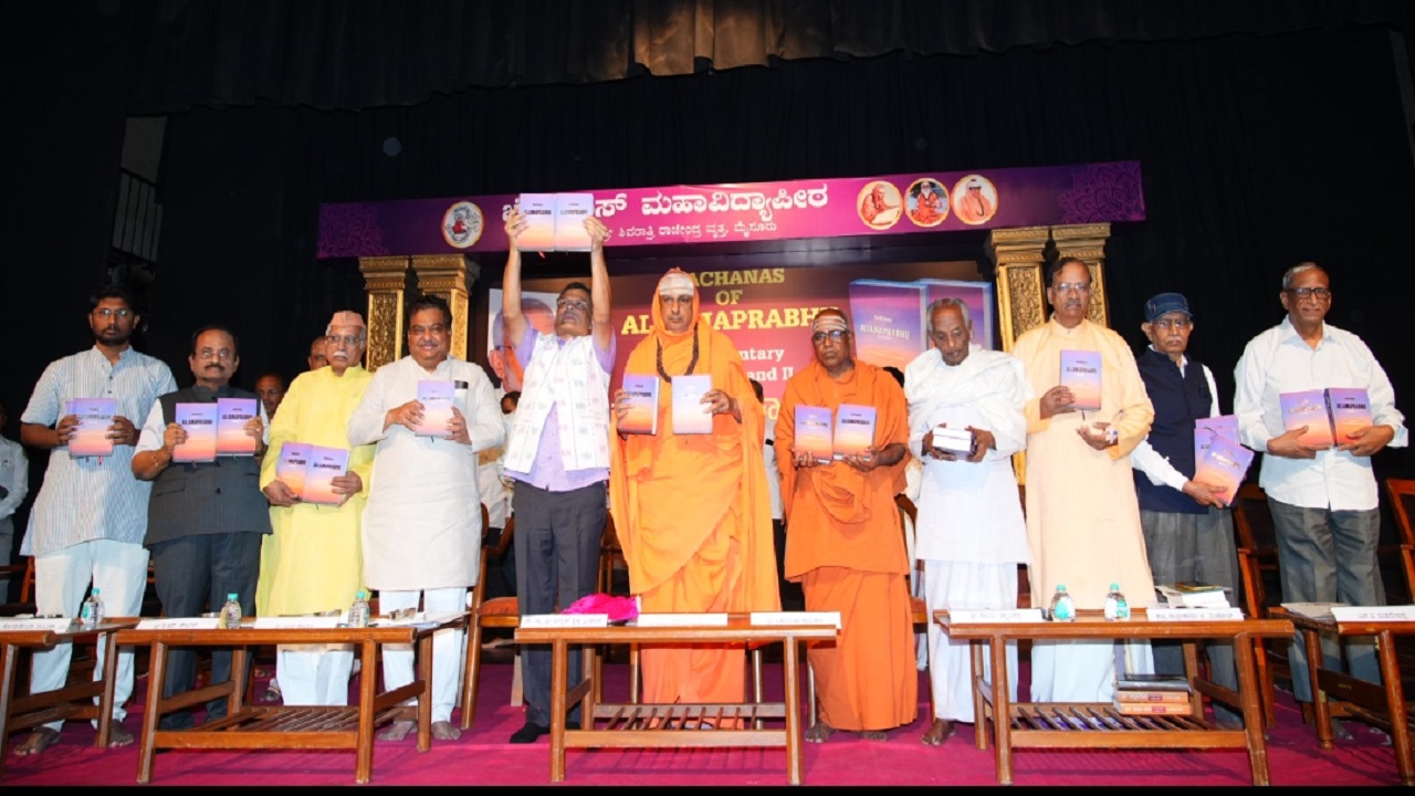 ಶರಣರ ವಚನಗಳ ಜಗತ್ತಿಗೆ ತಲುಪಿಸುವ ಕೆಲಸ ನಿರಂತರವಾಗಬೇಕು