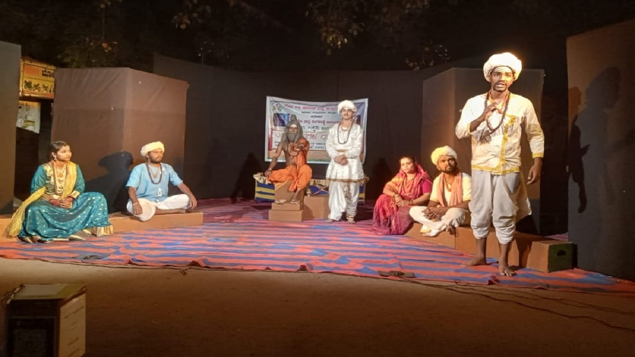 MLA K.H.Puttaswamy Gowda: ನಾಟಕಗಳು ಗ್ರಾಮೀಣ ಜನರ ಮತ್ತು ಸಂಸ್ಕೃತಿಯ ಜೀವನಾಡಿ: ಶಾಸಕ ಕೆ.ಎಚ್. ಪುಟ್ಟಸ್ವಾಮಿ ಗೌಡ