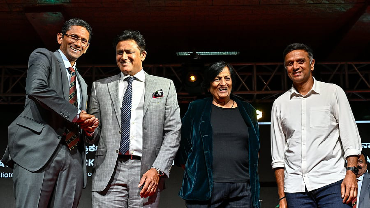 ಚಿನ್ನಸ್ವಾಮಿ ಸ್ಟೇಡಿಯಂ ಸ್ಟ್ಯಾಂಡ್‌ಗೆ ಕರ್ನಾಟಕ ಕ್ರಿಕೆಟ್‌ ದಿಗ್ಗಜರ ಹೆಸರು