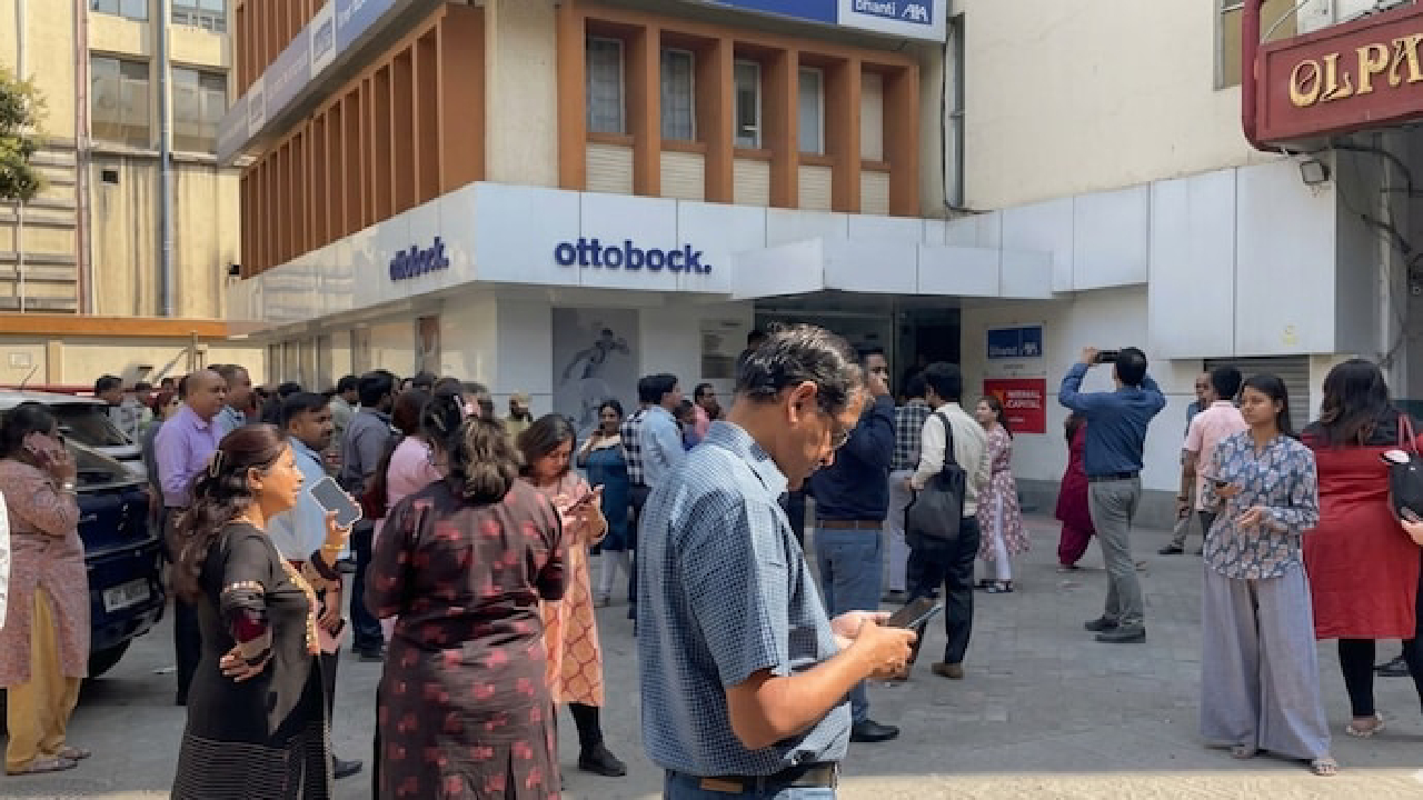 ಬಾಂಗ್ಲಾ ಬಳಿಕ ಕೊಲ್ಕತ್ತಾದಲ್ಲಿಯೂ ಕಂಪಿಸಿದ ಭೂಮಿ