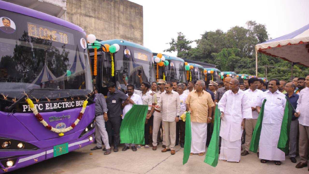 Eco Friendly Bus: ಸ್ಮಾರ್ಟ್ ಸಿಟಿ ಉಪಕ್ರಮ- ಪುದುಚೇರಿಯಲ್ಲಿ 25 ಪರಿಸರ ಸ್ನೇಹಿ ಬಸ್ಗಳ ಸೇವೆ ಆರಂಭ