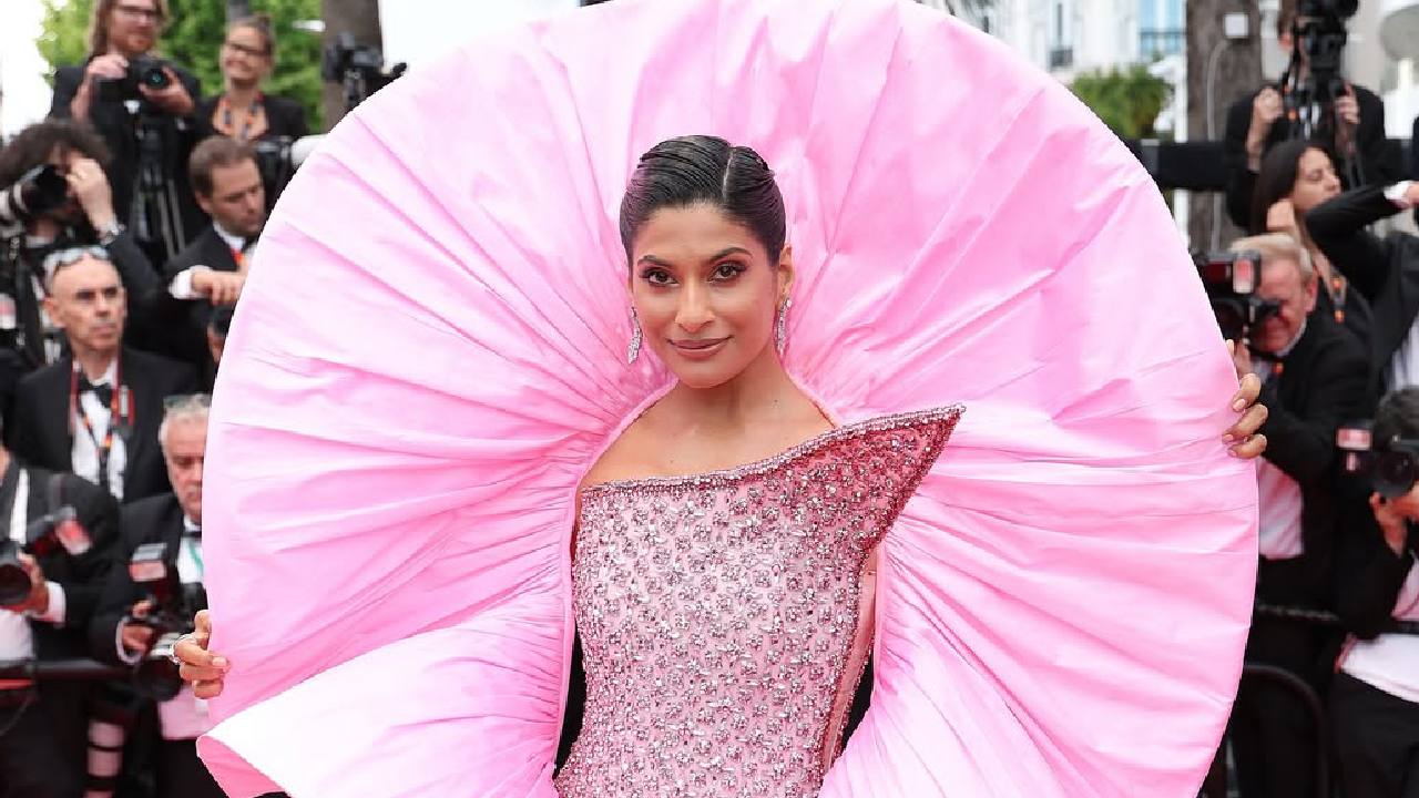 Cannes Film Festival 2025: ಕಾನ್ಸ್ ಫಿಲ್ಮ್ ಫೆಸ್ಟಿವಲ್ನಲ್ಲಿ ಅಪ್ಸರೆಯಂತೆ ನೆಟ್ಟಿಗರ ಕಣ್ಮನ ಸೆಳೆದ ನಟಿಯರು - Image 9
