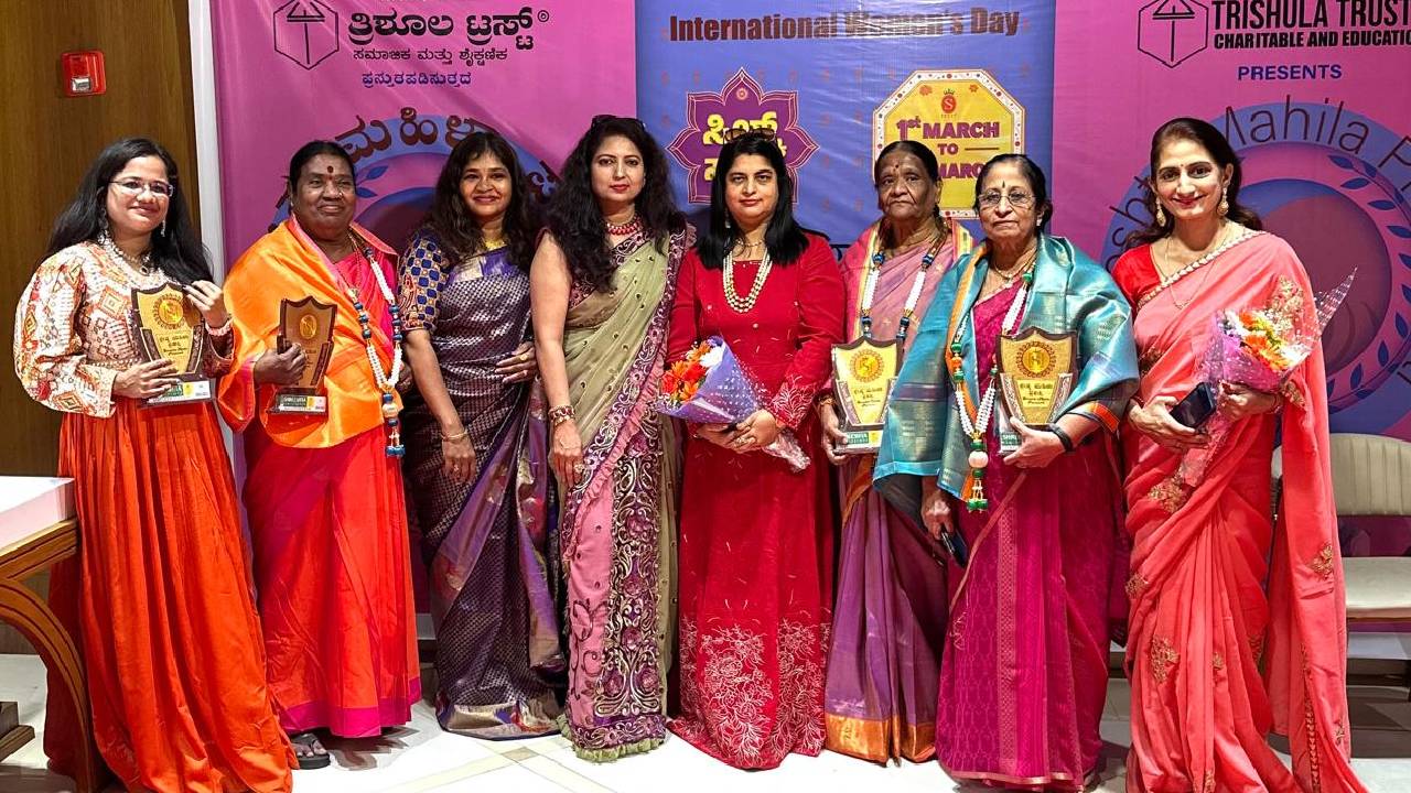 Fashion News 2026: ಯುಗಾದಿ ಕ್ಯಾಲೆಂಡರ್‌ಗಾಗಿ ಮಾಡೆಲ್‌ಗಳ ರ‍್ಯಾಂಪ್‌ ವಾಕ್‌ - Image 5