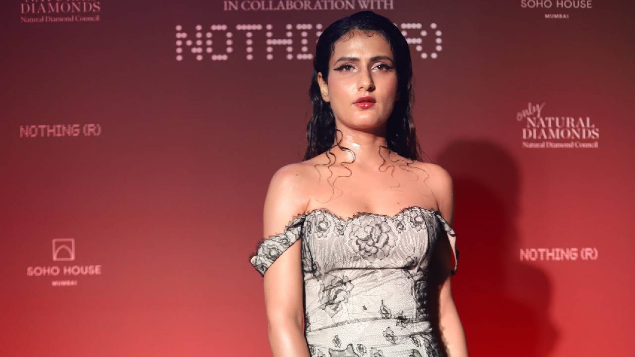 Dirty Magazine’s Event: ಡರ್ಟಿ ಮ್ಯಾಗಜೀನ್ ಇವೆಂಟ್ ಗೆ ಗ್ರ್ಯಾಂಡ್ ಆಗಿ ಎಂಟ್ರಿ ಕೊಟ್ಟ ಬಾಲಿವುಡ್ ಸೆಲೆಬ್ರಿಟಿಗಳು! - Image 3