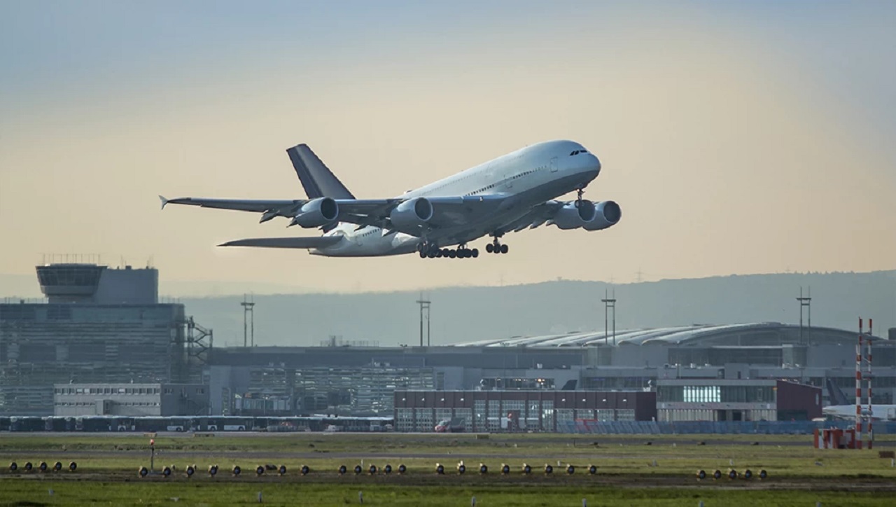 Vishweshwar Bhat Column: ವಿಮಾನಗಳು ಎತ್ತರದಲ್ಲಿ ಹಾರುವುದೇಕೆ ?