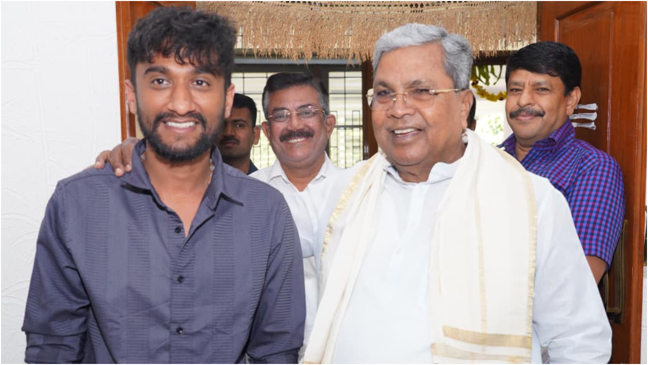 ʻಬಿಗ್‌ ಬಾಸ್‌ ಕನ್ನಡ 12ʼ ಶೋನಲ್ಲಿ ಗೆದ್ದ ಗಿಲ್ಲಿ ನಟನಿಗೆ ಸಿಕ್ತು ಸಿಎಂ ಸಿದ್ದರಾಮಯ್ಯ ಆಶೀರ್ವಾದ; ಇಲ್ಲಿವೆ ನೋಡಿ ಫೋಟೋಗಳು - Image 5