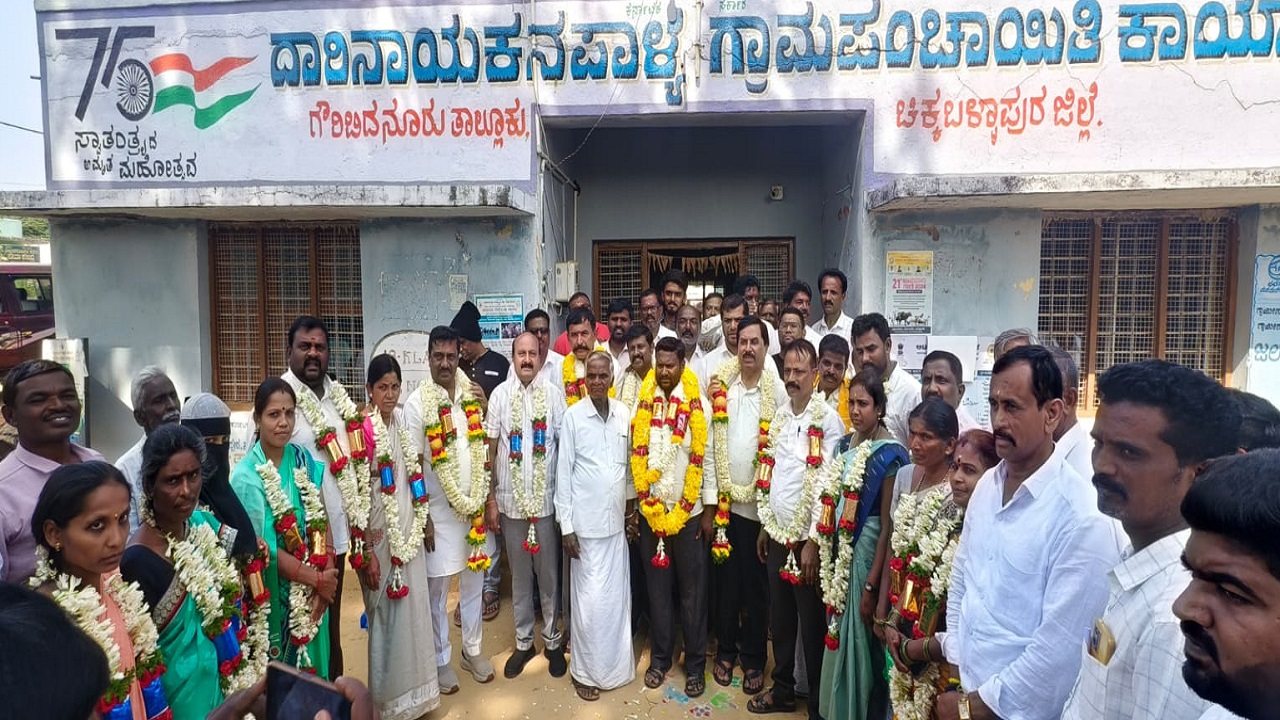 Grama Panchayat Election: ಡಿ.ಪಾಳ್ಯ ಗ್ರಾ.ಪಂ,ಅಧ್ಯಕ್ಷ ಉಪಾಧ್ಯಕ್ಷರ ಅವಿರೋಧ ಆಯ್ಕೆ