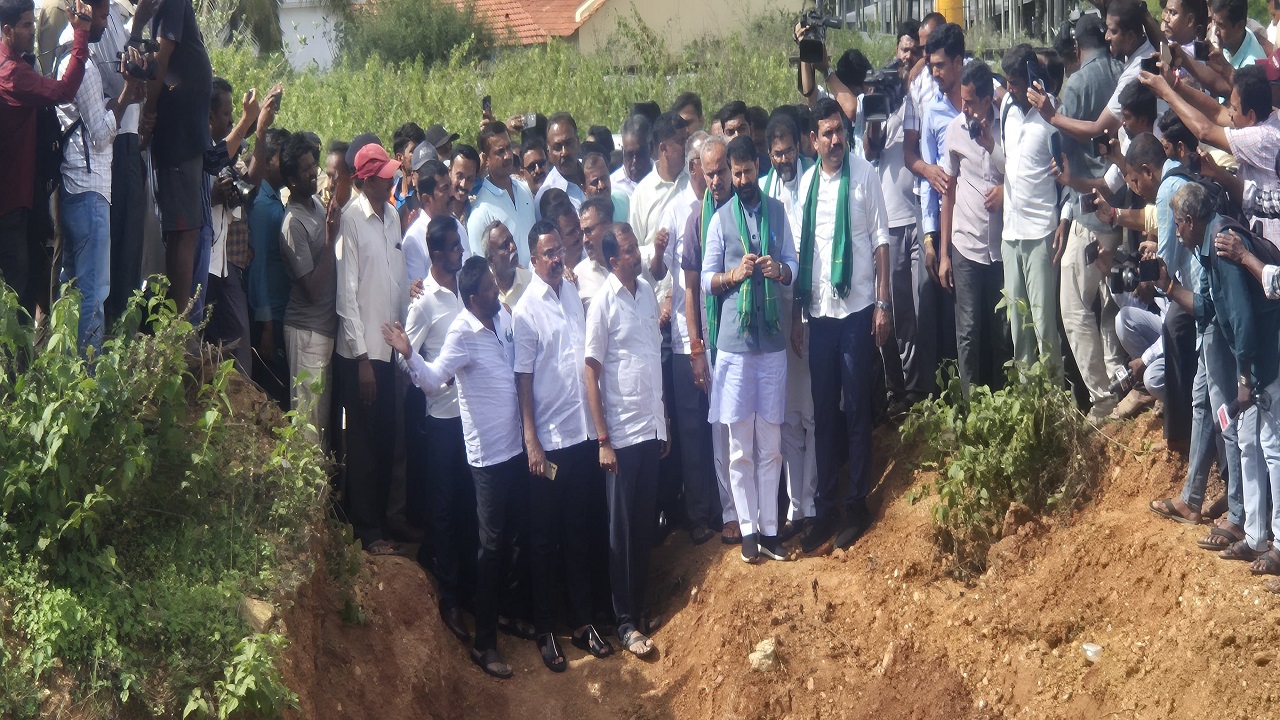 ಹೇಮಾವತಿ ಹೋರಾಟವನ್ನು ಪ್ರತಿಷ್ಠೆಯಾಗಿ ಪರಿಗಣಿಸಬೇಡಿ