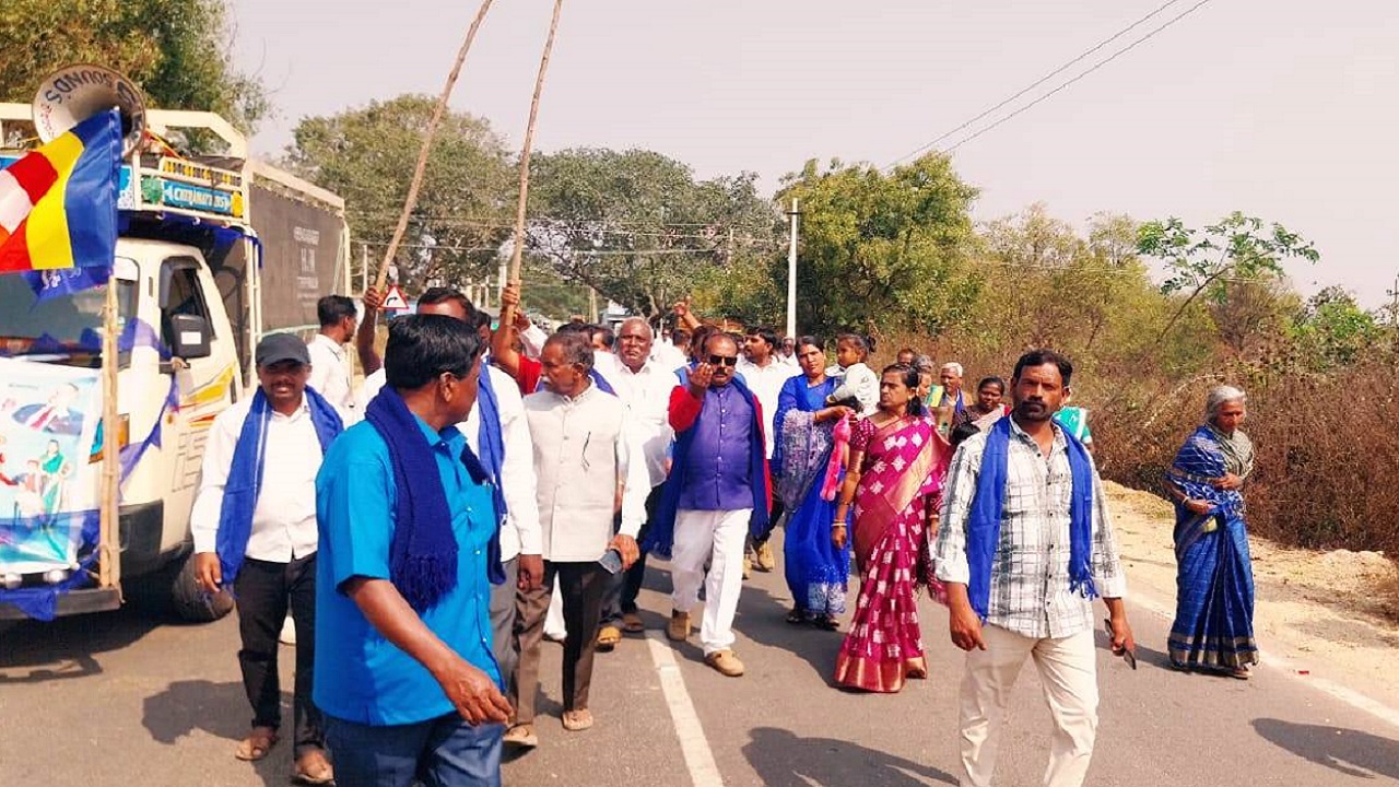 ದಲಿತ ಸಂಘಟನೆಗಳ ಒಕ್ಕೂಟದಿಂದ ಜಾಗೃತಿ ಪಾದಯಾತ್ರೆ