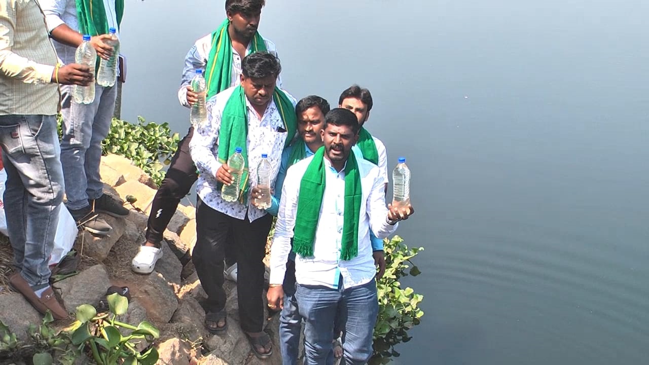 ಸಚಿವರಿಗೆ ಕೊಳಚೆ ನೀರು ಕಳಿಸಿ ಆಕ್ರೋಶ ವ್ಯಕ್ತಪಡಿಸಿದ ಹರೀಶ್‌ರೆಡ್ಡಿ