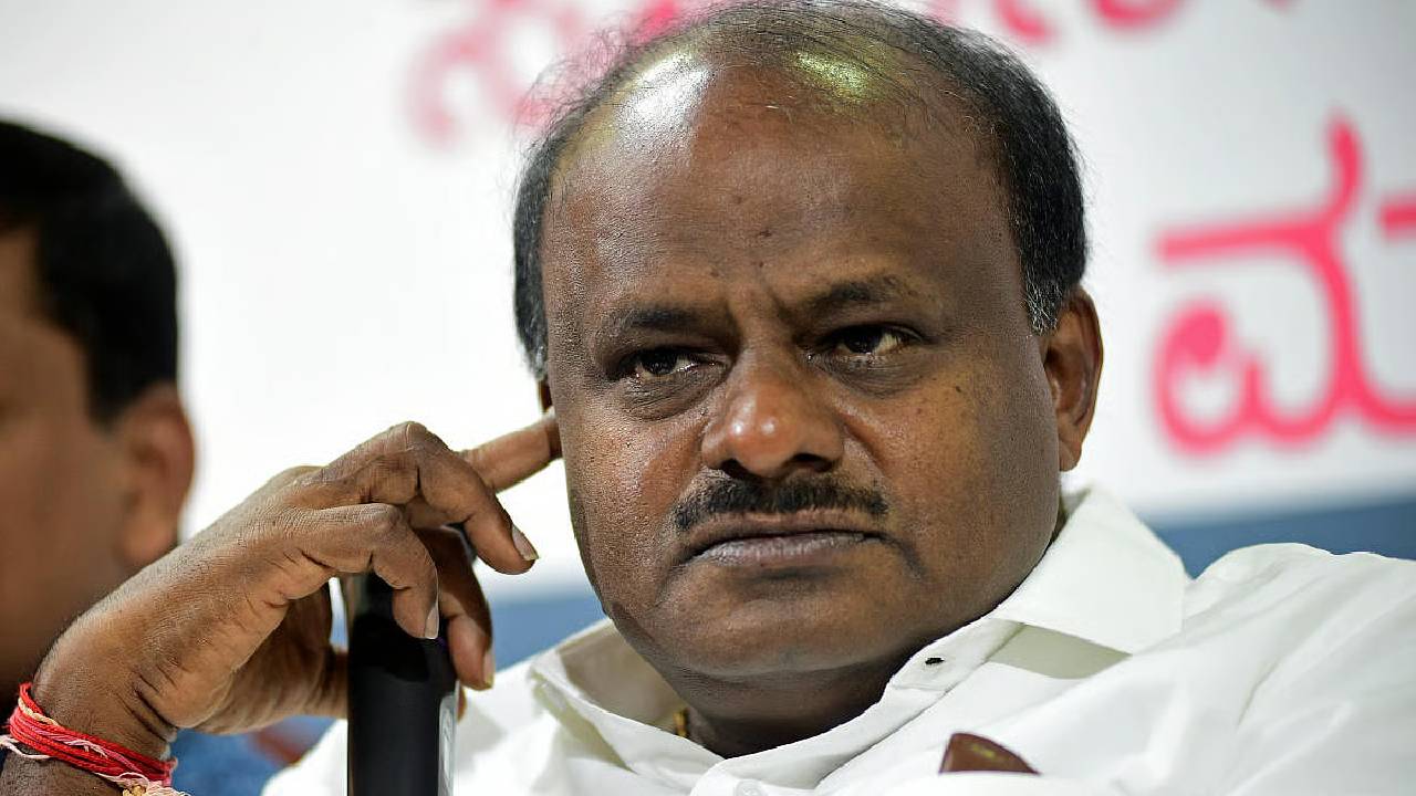 ಬೆಂಗಳೂರು ಕಾಲ್ತುಳಿಕ್ಕೆ ಡಿಕೆಶಿ ಕಾರಣ ಎಂದ ಎಚ್ಡಿಕೆ