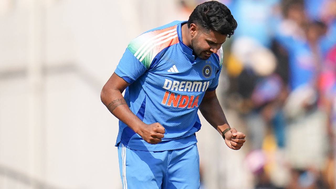 ಪದಾರ್ಪಣ ಪಂದ್ಯದಲ್ಲೇ ದಾಖಲೆ ಬರೆದ ರಾಣಾ; ಈ ಸಾಧನೆ ಮಾಡಿದ ಮೊದಲ ಭಾರತೀಯ ಬೌಲರ್