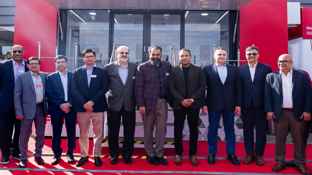 ಹನಿವೆಲ್ ಗ್ರೋತ್ ಸಿಂಪೋಸಿಯಂ 2025ರಲ್ಲಿ ದೇಶಾದ್ಯಂತ ನಡೆಯಲಿರುವ ತನ್ನ ವಿನೂತನ ಇನ್ನೋವೇಷನ್ ರೋಡ್‌ಶೋಗೆ ಚಾಲನೆ ನೀಡಿದ ಹನಿವೆಲ್