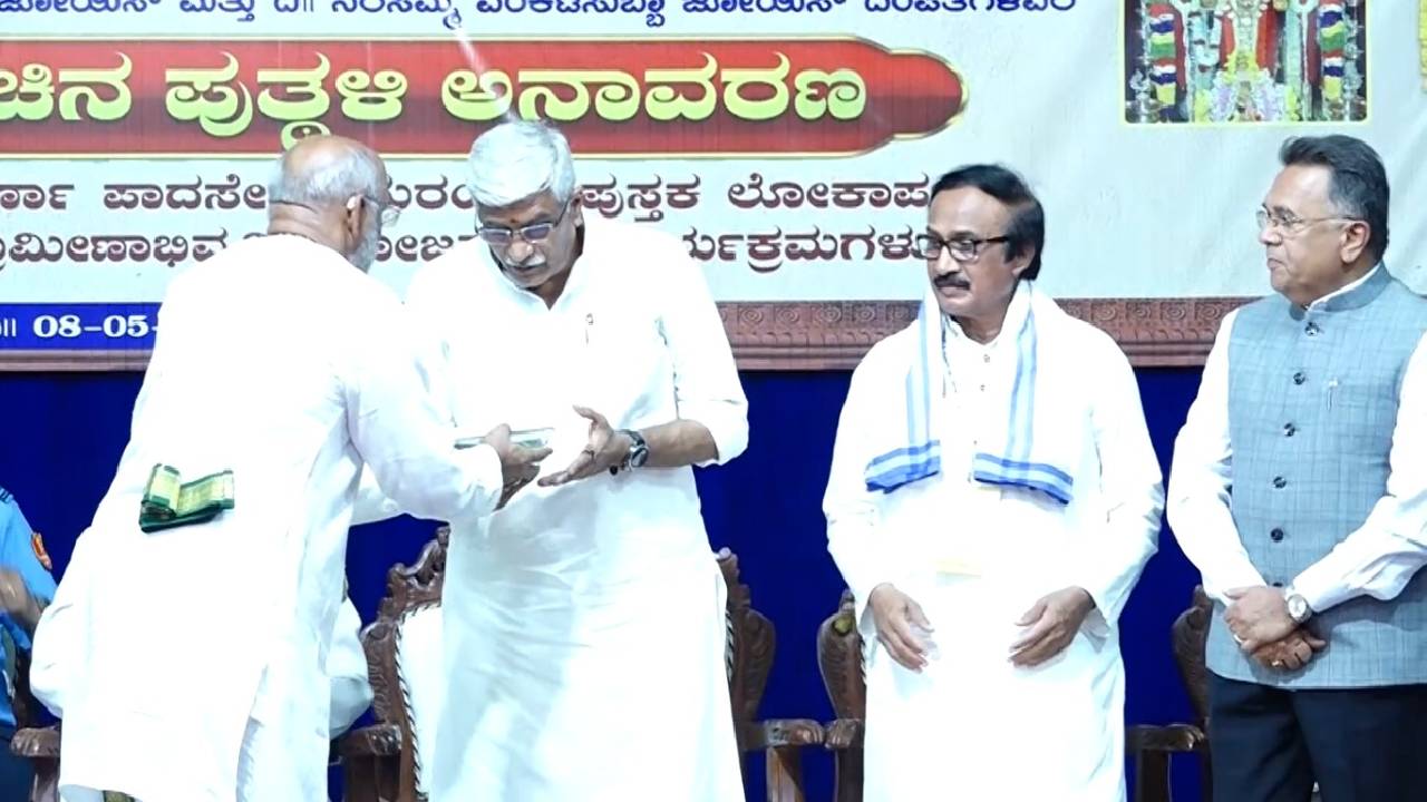 ಹೊರನಾಡು ಅನ್ನಪೂರ್ಣೇಶ್ವರಿ ದೇಗುಲದಿಂದ ಭಾರತೀಯ ಸೇನೆಗೆ 10 ಲಕ್ಷ ದೇಣಿಗೆ