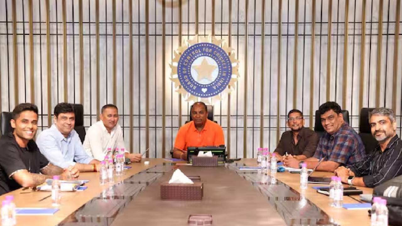 ಏಷ್ಯಾಕಪ್‌ಗೆ ಭಾರತ ತಂಡ ಪ್ರಕಟ; ಅಯ್ಯರ್‌, ಸಿರಾಜ್‌ಗೆ ಕೊಕ್‌