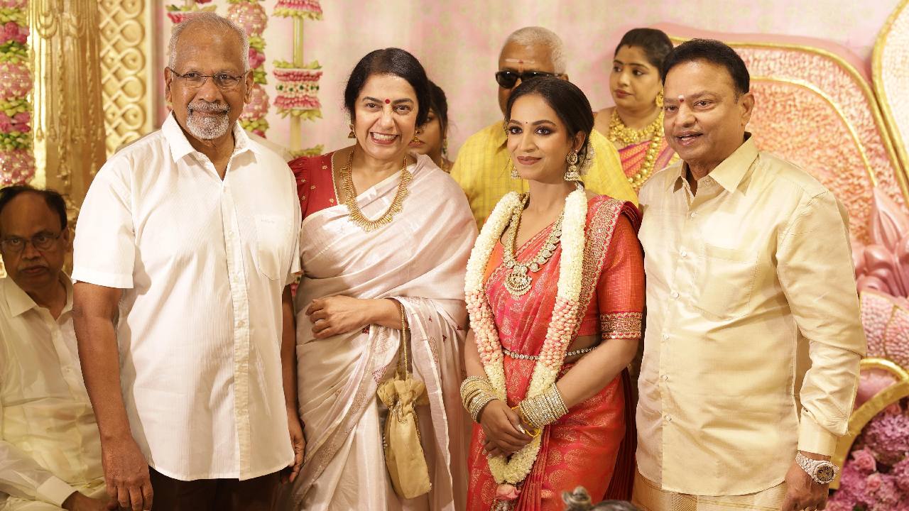 Ishari Ganesh Daughter's Wedding: ತಮಿಳು ನಿರ್ಮಾಪಕ ಇಶಾರಿ ಗಣೇಶ್ ಪುತ್ರಿ ವಿವಾಹ ಸಂಭ್ರಮ: ರಜನೀಕಾಂತ್- ಕಮಲ್ ಹಾಸನ್ ಭಾಗಿ - Image 3
