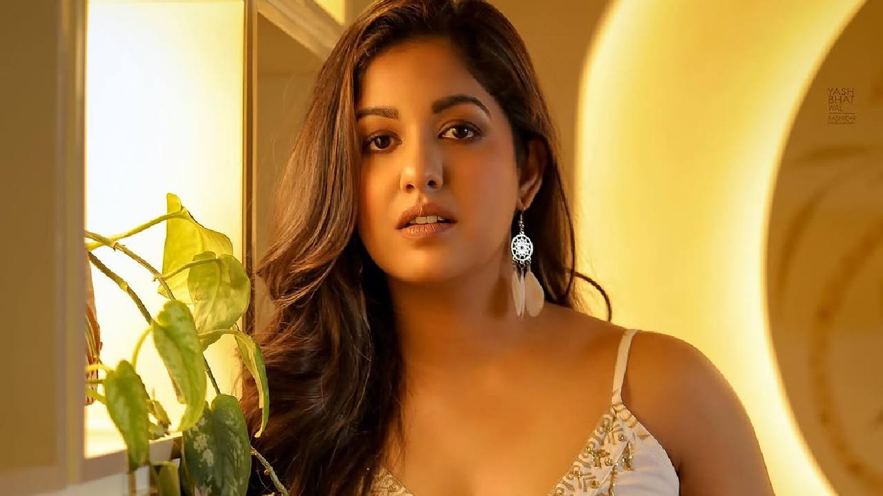 Ishita Dutta: ಹೆಣ್ಣು ಮಗುವಿಗೆ ಜನ್ಮ ನೀಡಿದ ಬಾಲಿವುಡ್ನ ಈ ನಟಿ; ಅಮ್ಮ- ಮಗಳ ಫೋಟೋಗೆ ದೃಷ್ಟಿ ತೆಗೀರಿ ಎಂದ ನೆಟ್ಟಿಗರು - Image 2