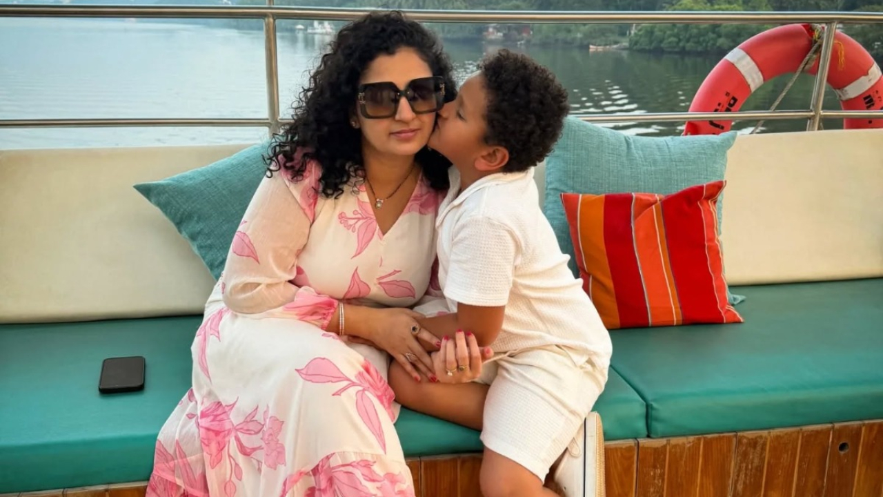 ಫ್ಯಾಮಿಲಿ ಜೊತೆ ಗೋವಾದಲ್ಲಿ ಸಮಯ ಕಳೆದ ʻಕಾಂತಾರʼ ಸ್ಟಾರ್‌ ರಿಷಬ್‌ ಶೆಟ್ಟಿ; ಪತ್ನಿ ಪ್ರಗತಿ ಹಂಚಿಕೊಂಡ ಫೋಟೋಗಳು ಇಲ್ಲಿವೆ - Image 5