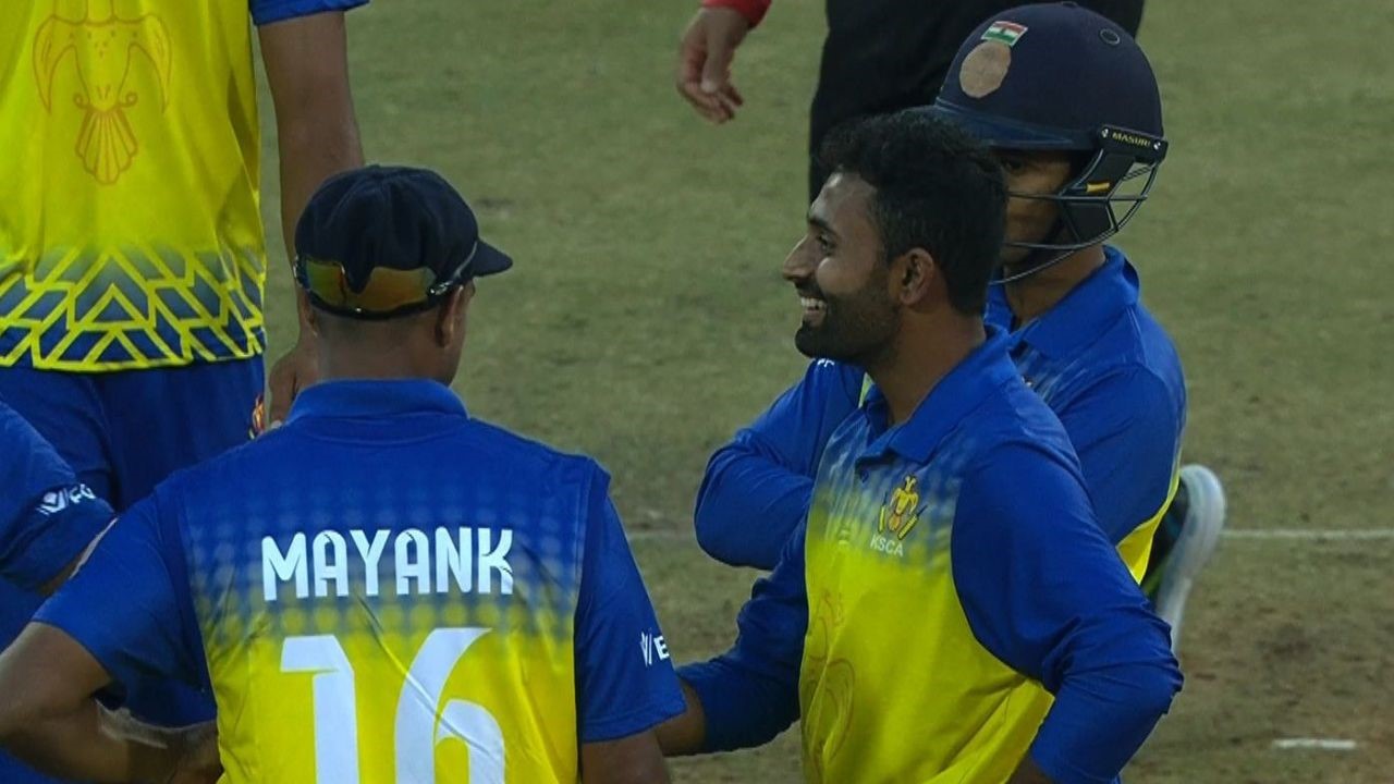 ವಿಜಯ ಹಝಾರೆ ಟ್ರೋಫಿ ಟೂರ್ನಿಯಲ್ಲಿ ಕರ್ನಾಟಕಕ್ಕೆ ಹ್ಯಾಟ್ರಿಕ್‌ ಜಯ!