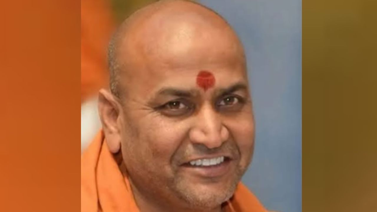 ಡಿಸಿ ನೋಟಿಸ್ ಬಳಿಕ ಬಾಗಲಕೋಟೆ ತೊರೆದ ಕನೇರಿ ಸ್ವಾಮೀಜಿ