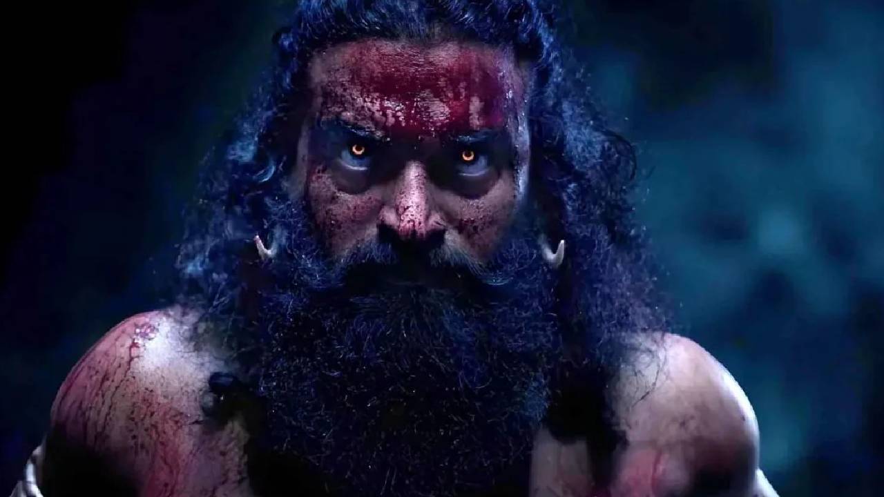 Kantara Chapter 1: 'ಕಾಂತಾರ: ಚಾಪ್ಟರ್ 1' ರಿಲೀಸ್ಗೆ ದಿನಗಣನೆ; ಕೊಲ್ಲೂರು ದೇಗುಲಕ್ಕೆ ರಿಷಬ್ ಶೆಟ್ಟಿ ದಂಪತಿ ಭೇಟಿ - Image 4