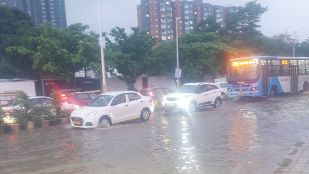 Karnataka Rains: ನಾಳೆ ಕರಾವಳಿ, ಮಲೆನಾಡು ಜಿಲ್ಲೆಗಳಿಗೆ ರೆಡ್‌ ಅಲರ್ಟ್; ಕೊಡಗಿನ ಶಾಲಾ-ಕಾಲೇಜುಗಳಿಗೆ ರಜೆ
