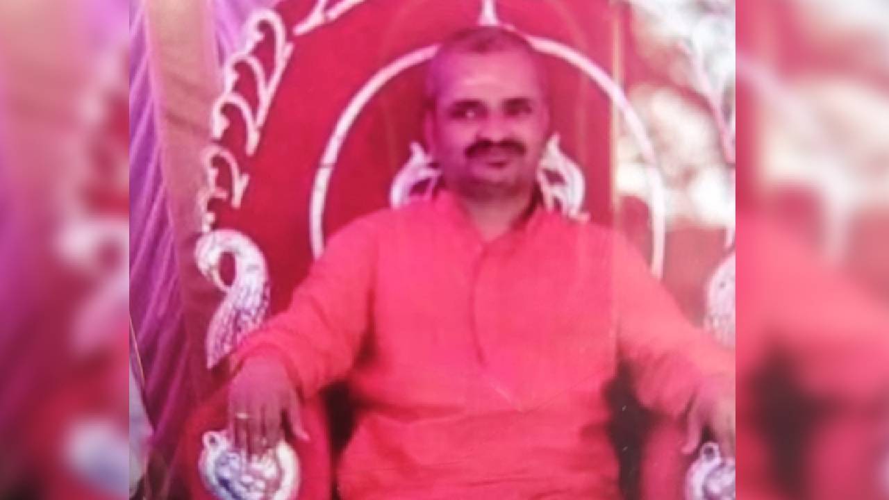 ಸ್ವಾಮೀಜಿಯ ಬೆತ್ತಲೆ ಮಸಾಜ್‌ ವಿಡಿಯೊ ಬಯಲು, ಬ್ಲ್ಯಾಕ್‌ಮೇಲ್‌ ಕೇಸ್