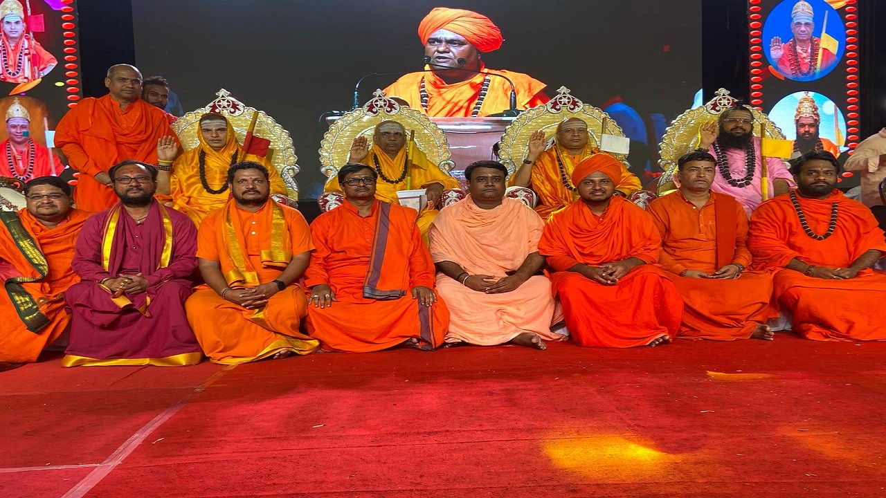 ನಾಡಿಗೆ ವೀರಶೈವ ಲಿಂಗಾಯತ ಧರ್ಮದ ಕೊಡುಗೆ ಅಪಾರ
