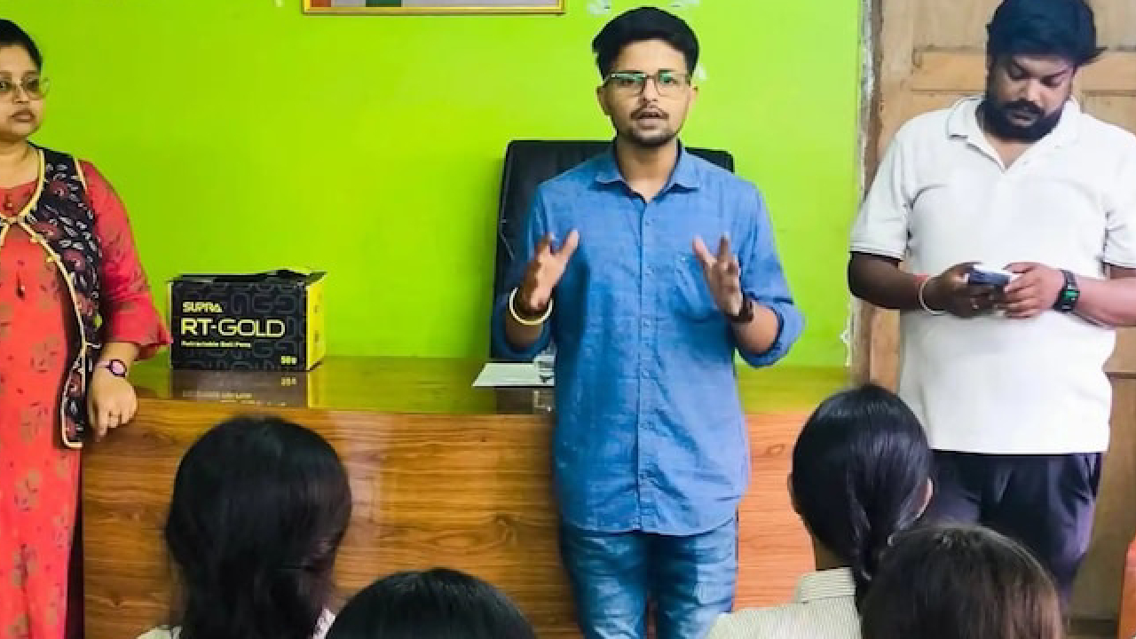 ಇದು ಅತ್ಯಾಚಾರವಲ್ಲ, ಆರೋಪಿ ಕತ್ತಲ್ಲಿದೆ ಲವ್‌ ಬೈಟ್ಸ್‌! ವಕೀಲ
