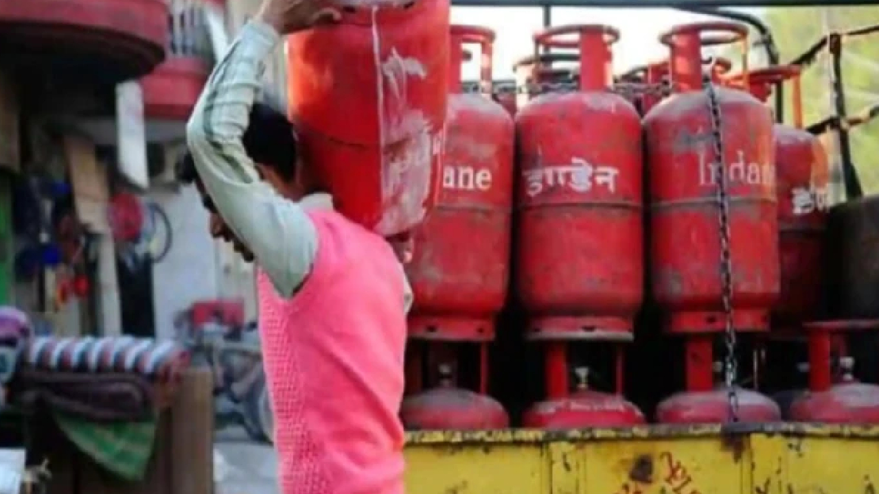 ಗ್ಯಾಸ್ ಸಿಲಿಂಡರ್ ಬುಕಿಂಗ್‌ಗೆ ಹೊಸ ನಿಯಮ,  ಇನ್ನು 21 ದಿನ ಕಾಯಲೇಬೇಕು!