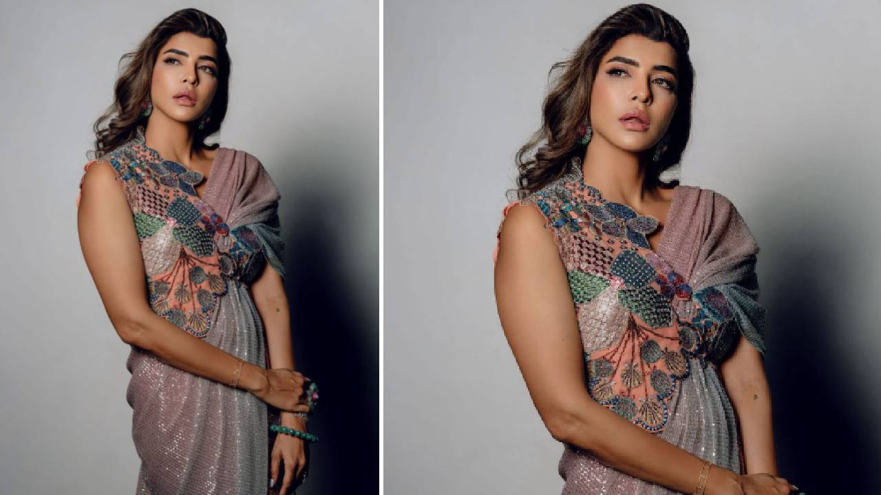 Star Saree Fashion 2025: ಶಿಮ್ಮರ್‌ ಸೀರೆಯಲ್ಲಿ ಮಿಂಚಿದ ನಟಿ ಲಕ್ಷ್ಮಿ ಮಂಚು - Image 1