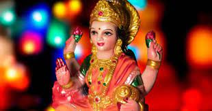 ಶುಕ್ರವಾರದಂದು ಲಕ್ಷ್ಮಿ ಪೂಜೆ ಹೀಗೆ ಮಾಡಿ