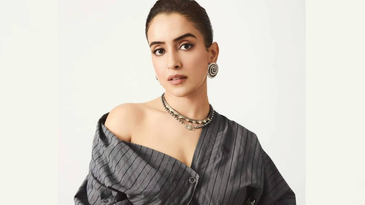 Star Fashion 2026: ಸಾನಿಯಾ ಮಲ್ಹೋತ್ರಾಗೆ ಡಲ್‌ ಲುಕ್‌ ನೀಡಿದ ಆಫ್‌ಸೆಟ್‌ ಡ್ರೆಸ್‌ - Image 2