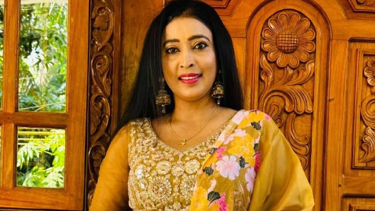 Lehenga Fashion Tips 2026: ಫ್ಲೋರಲ್‌ ಲೆಹೆಂಗಾ ಪ್ರಿಯರಿಗೆ ನಟಿ ಭೂಮಿಕಾ ನೀಡಿದ 5 ಟಿಪ್ಸ್ - Image 5