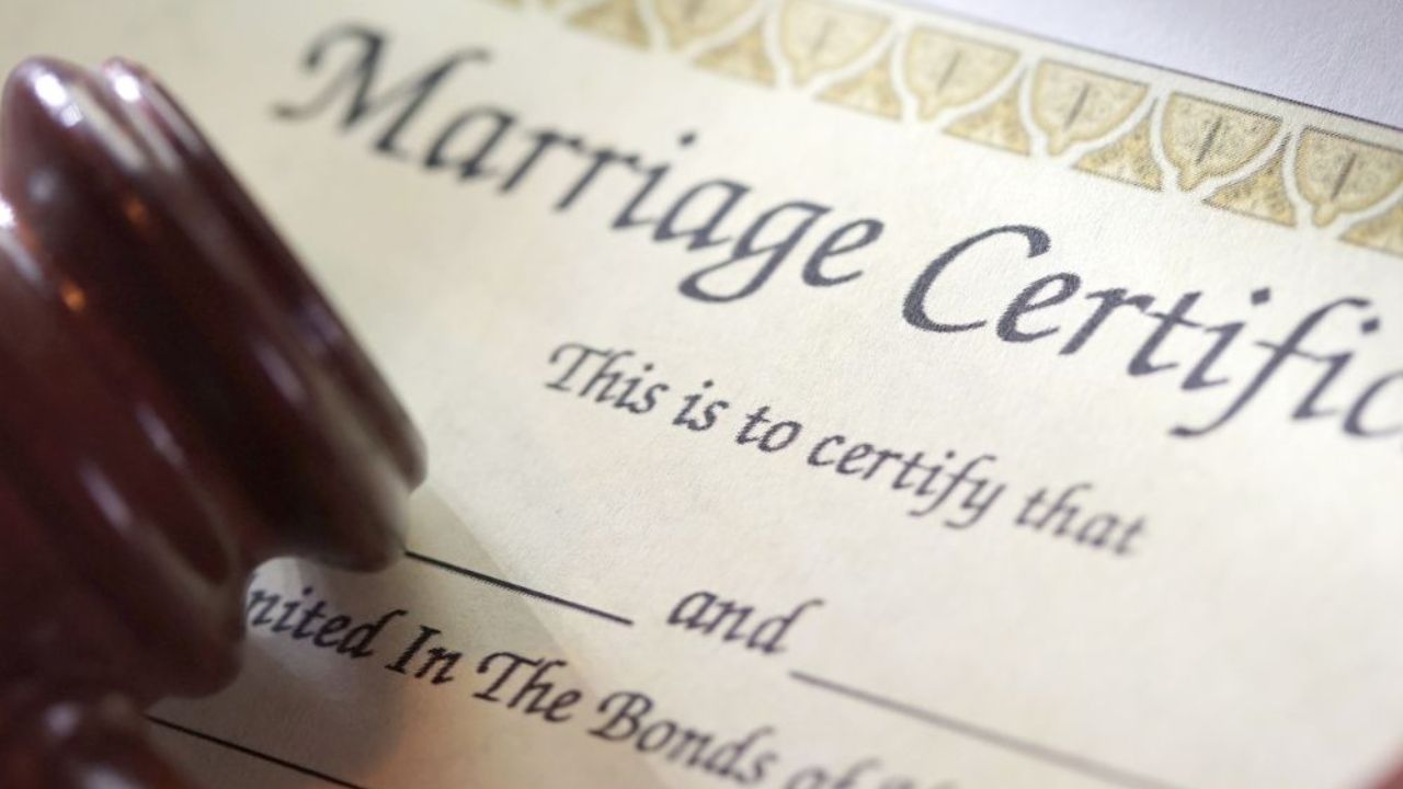 ಶಾಸ್ತ್ರೋಕ್ತವಾಗಿ ನಡೆಯದ ಮದುವೆ ಅಸಿಂಧು ಎಂದ ಸುಪ್ರೀಂ ಕೋರ್ಟ್