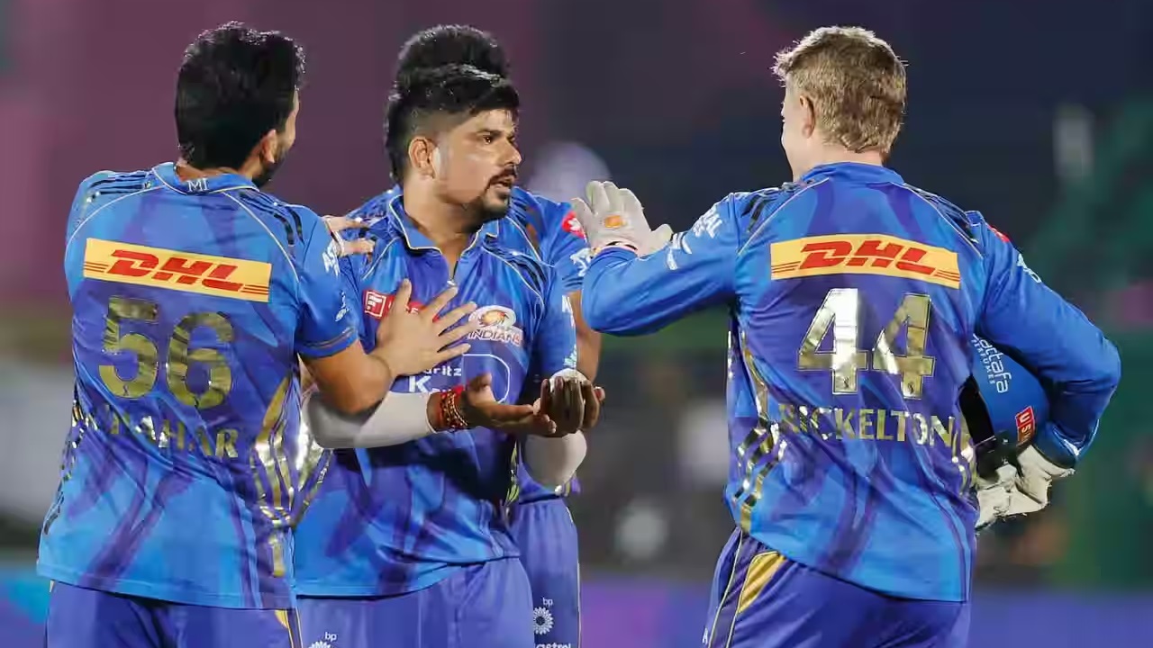 IPL 2025: ಆರ್ಸಿಬಿ ಇನ್ನೂ ಎಷ್ಟು ಪಂದ್ಯ ಗೆಲ್ಲಬೇಕು? ಎಲ್ಲಾ 8 ತಂಡಗಳ ಪ್ಲೇಆಫ್ಸ್ ಲೆಕ್ಕಾಚಾರ! - Image 2