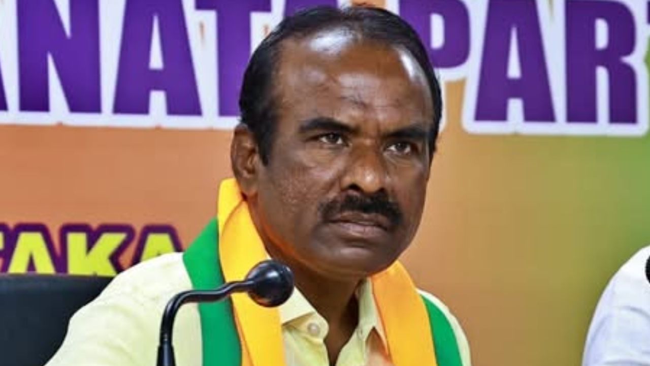 MLC N Ravikumar: ಶಾಲಿನಿ ರಜನೀಶ್‌ ವಿರುದ್ಧ ಅವಹೇಳನಕಾರಿ ಹೇಳಿಕೆ; ಬಿಜೆಪಿ ಎಂಎಲ್‌ಸಿ ಎನ್‌.ರವಿಕುಮಾರ್‌ ವಿರುದ್ಧ ಎಫ್‌ಐಆರ್‌
