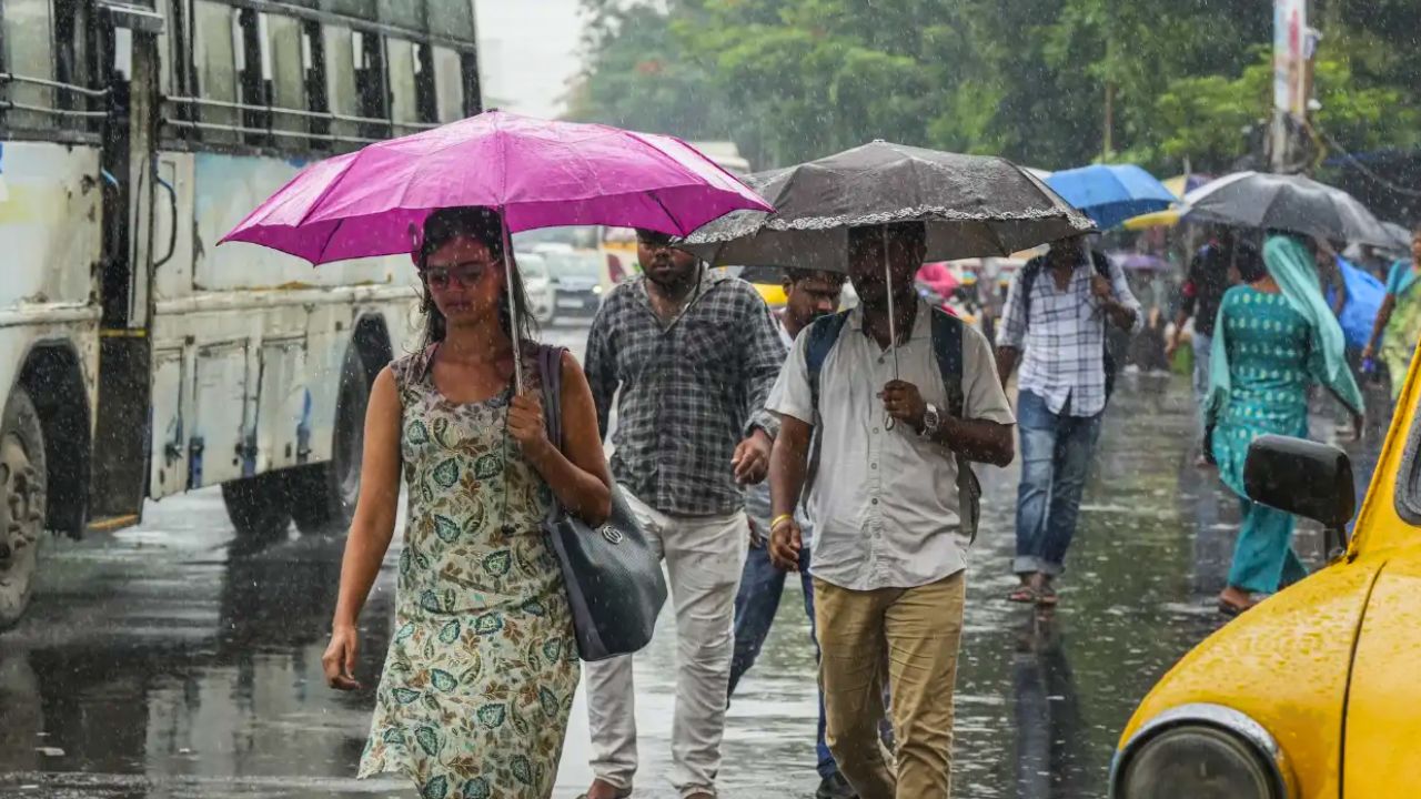 ಮುಂದಿನ ಮೂರು ದಿನ ರಾಜ್ಯದಲ್ಲಿ ಆರ್ಭಟಿಸಲಿದೆ ಮುಂಗಾರು ಮಳೆ!