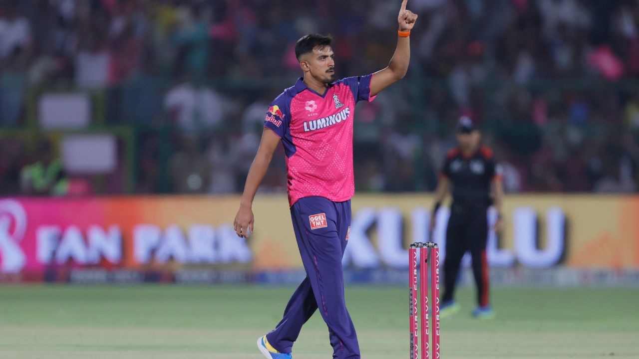 IPL 2026 Auction: ಮಿನಿ ಹರಾಜಿನಲ್ಲಿ ಅನ್‌ಸೋಲ್ಡ್‌ ಆದ ಟಾಪ್‌ 10 ಸ್ಟಾರ್‌ ಆಟಗಾರರು! - Image 8